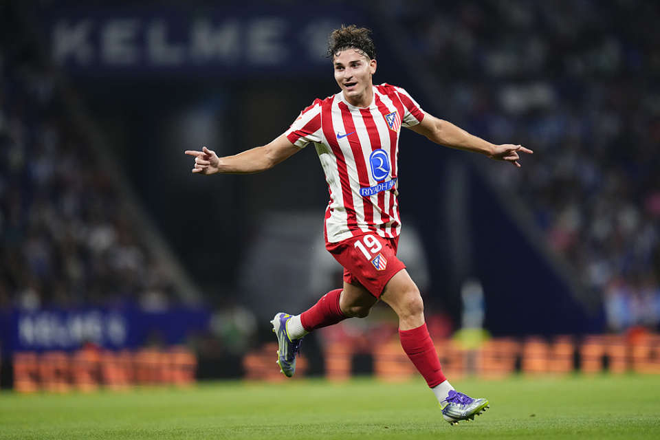 尔瓦雷斯, 阿尔瓦雷斯