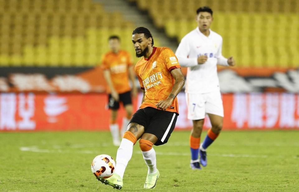 记者朗德罗, 太差劲了