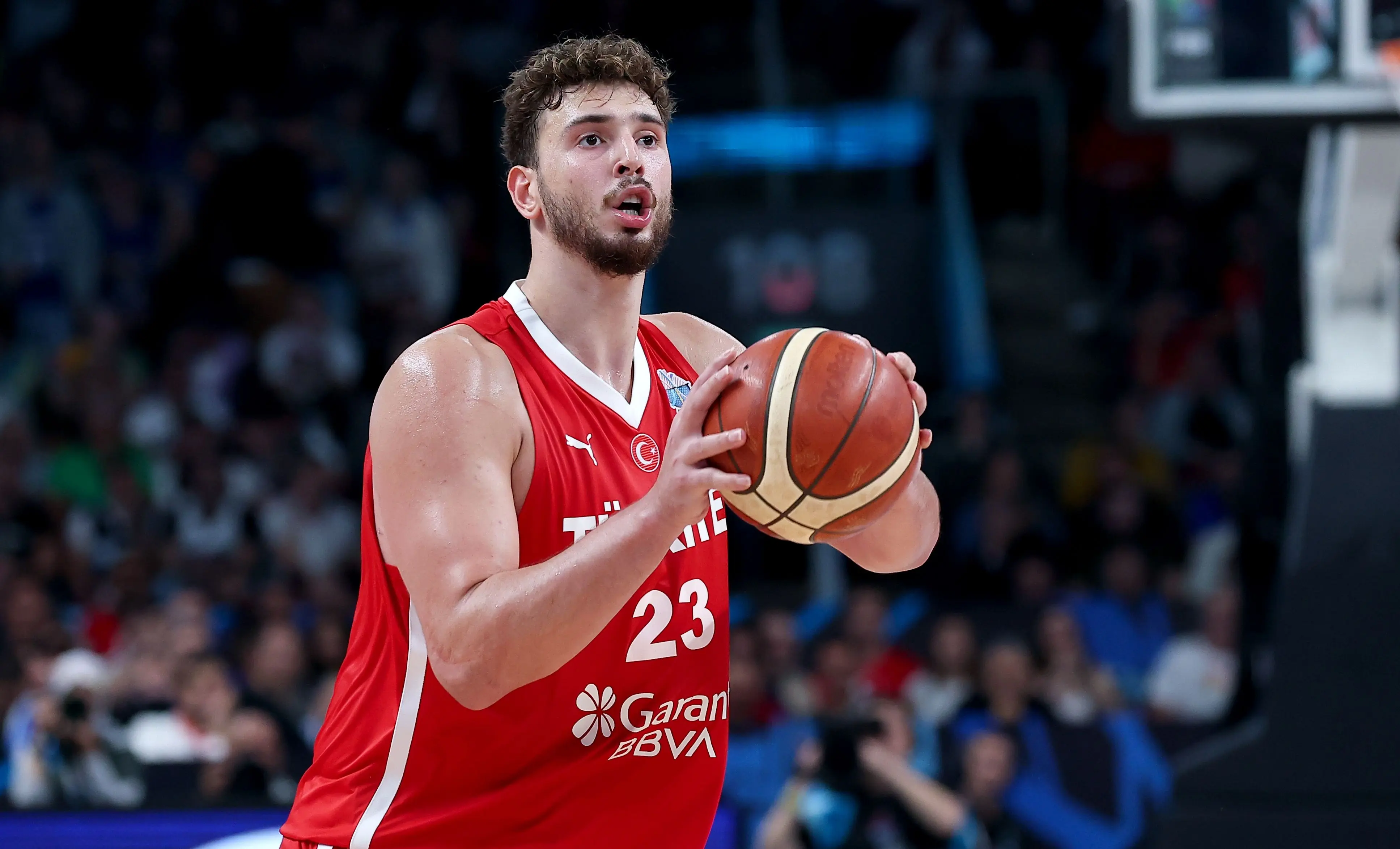 在这种情况, MCIIY, 力压约基奇