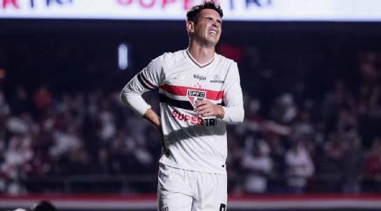 球员的恢复, 梅拉斯的巴, 月与科林蒂