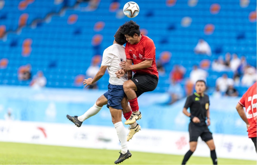 缘赛场, 但通过专业 缘赛场, 但通过专业