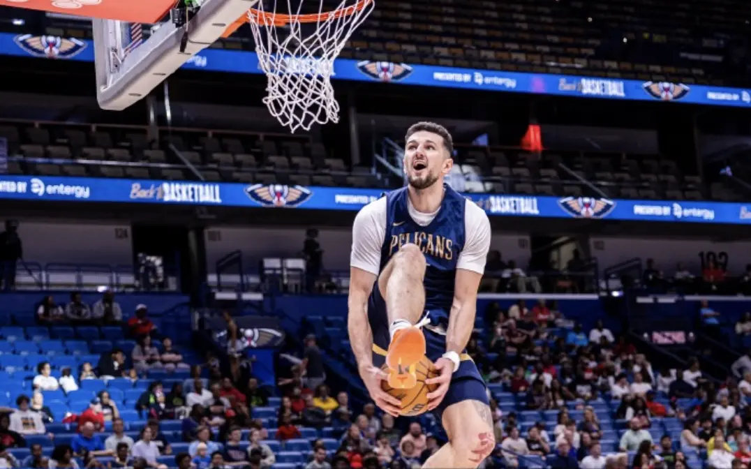 火箭的战术, 锡安的身形